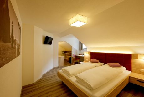 JOSK hotel Anewandter Kronplatz kamer