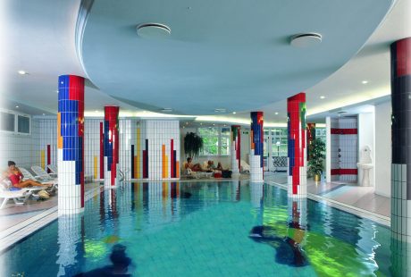 JOSK Val di Fiemme Wellness & Family Hotel Shandrani wellness zwembad