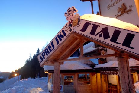JOSK Val di Fiemme Scoiattolo apres ski bar