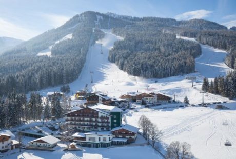 JOSK Schladming Planai Hochwurzen Ski Amade